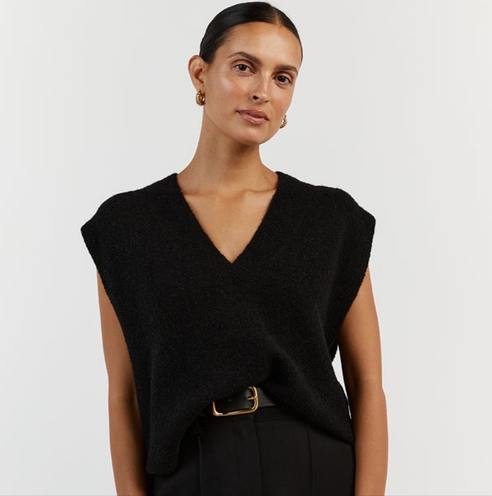 DISSH RAF BLACK KNIT VEST